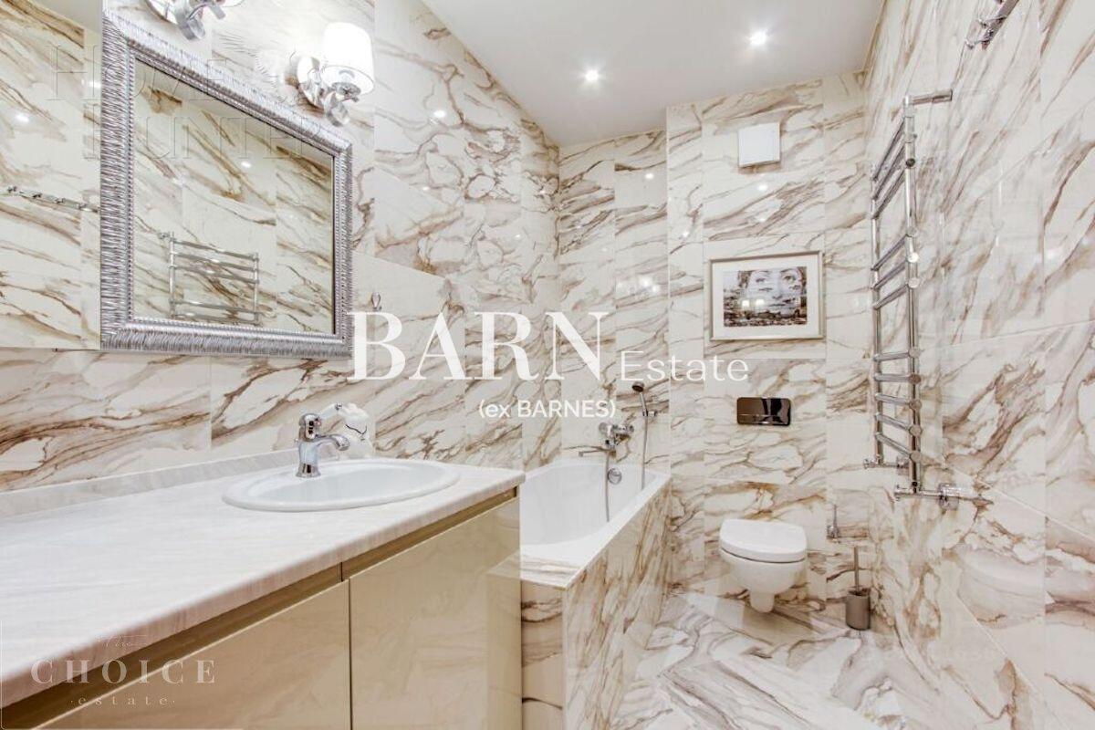 2-этажный коттедж 450 м² с отделкой