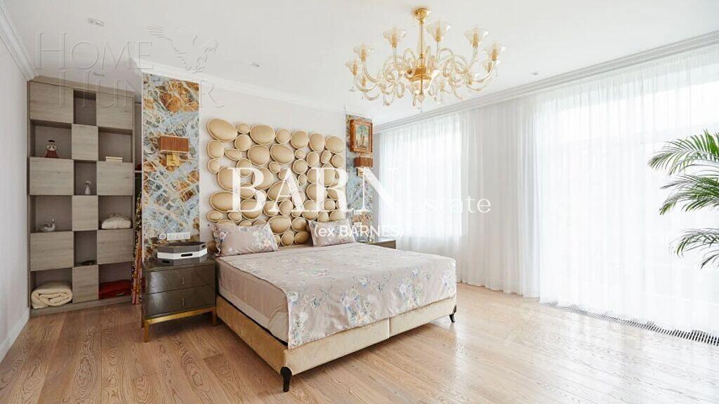 2-этажный коттедж 550 м² с отделкой