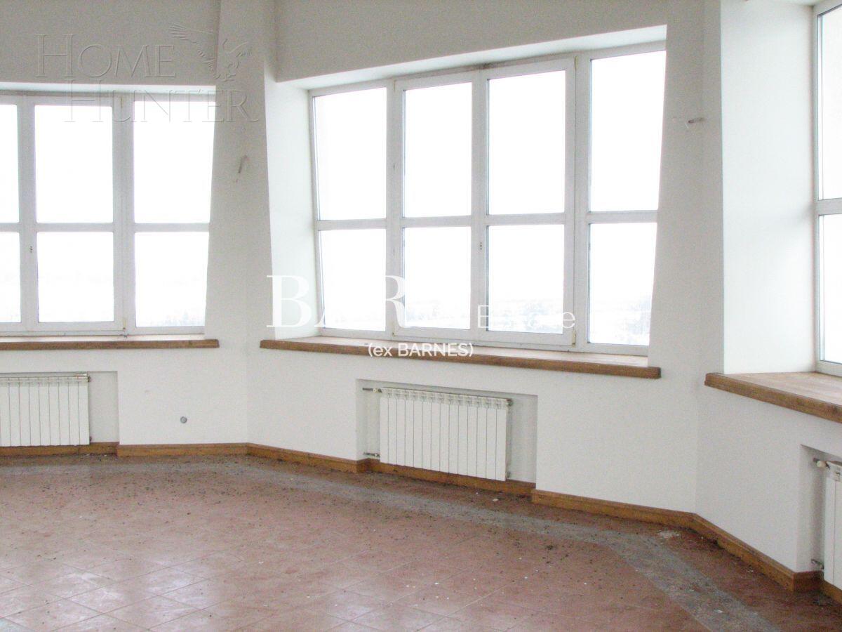 2-этажный коттедж 1 600 м² без отделки
