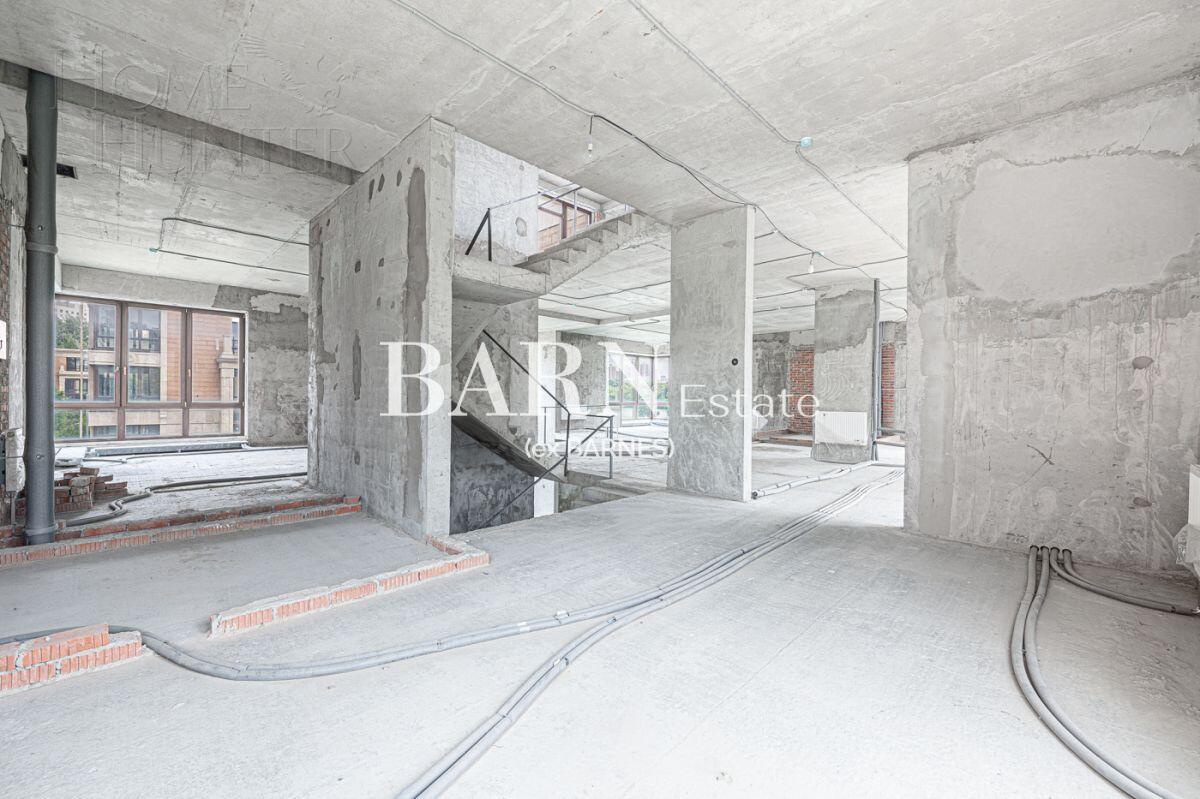 4-УРОВНЕВЫЙ ОСОБНЯК БЕЗ ОТДЕЛКИ 840 М² НА 1 ЭТАЖЕ