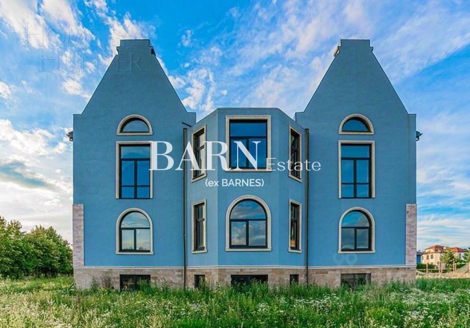 2-этажный коттедж 1 082 м² без отделки