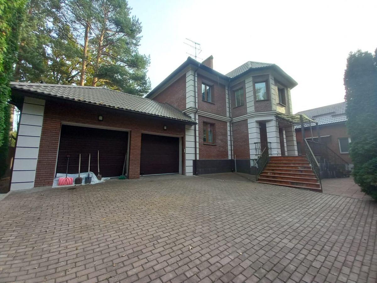 2-этажный коттедж 600 м² с отделкой