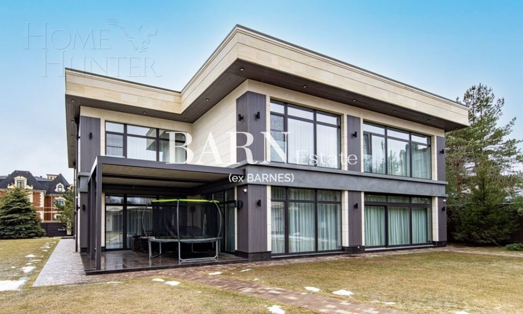 2-этажный коттедж 1 145 м² с отделкой