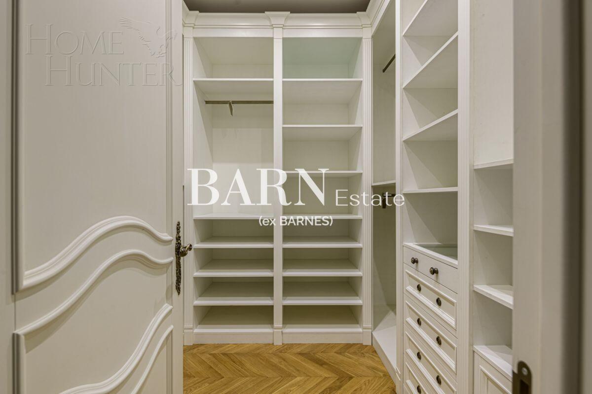 4-КОМН. КВАРТИРА С ОТДЕЛКОЙ 320 М² НА 2 ЭТАЖЕ