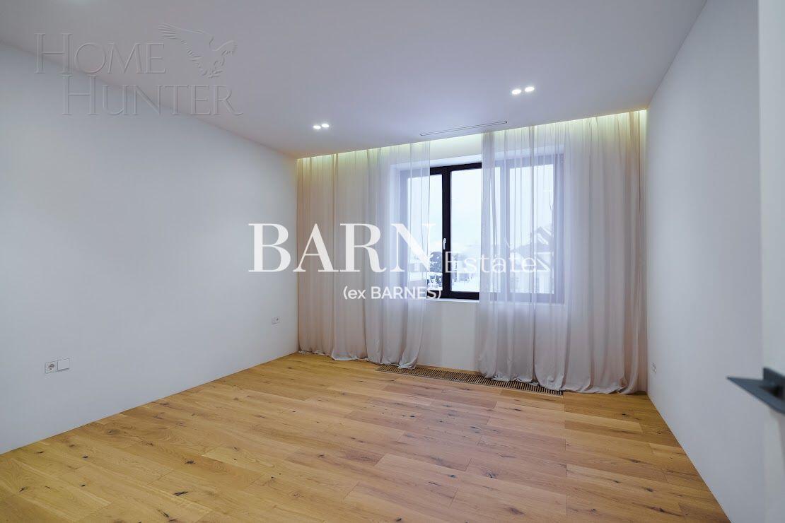 3-этажный коттедж 620 м² с отделкой