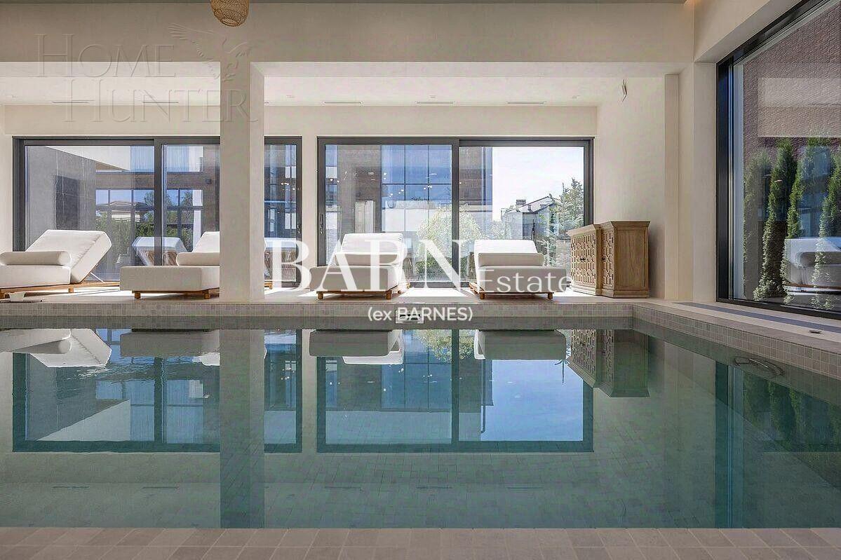 2-этажный коттедж 570 м² с отделкой