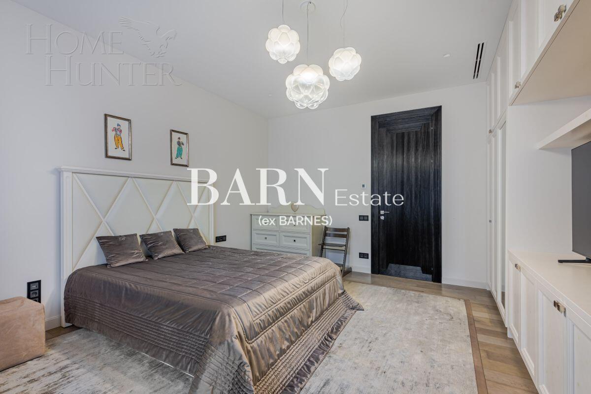 4-КОМН. КВАРТИРА С ОТДЕЛКОЙ 238 М² НА 2 ЭТАЖЕ