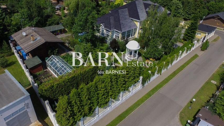 2-этажный коттедж 800 м² с отделкой