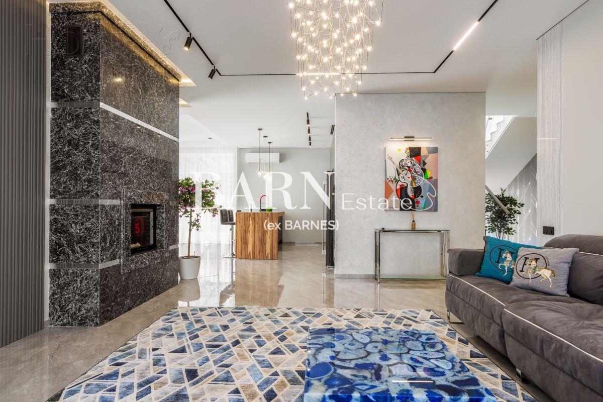 2-этажный коттедж 600 м² с отделкой