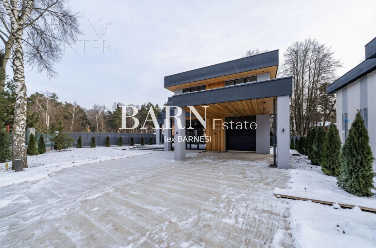 2-этажный коттедж 2 534.2 м² без отделки