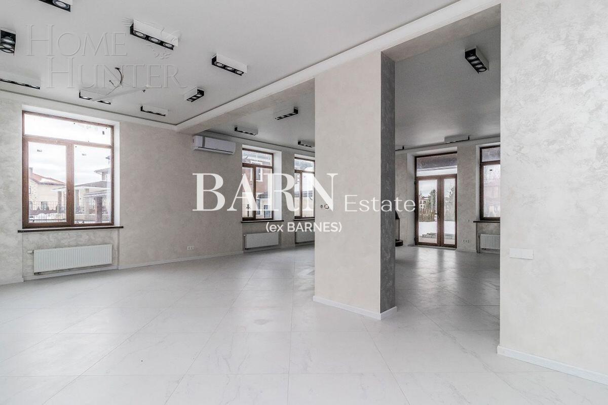2-этажный коттедж 300 м² с отделкой