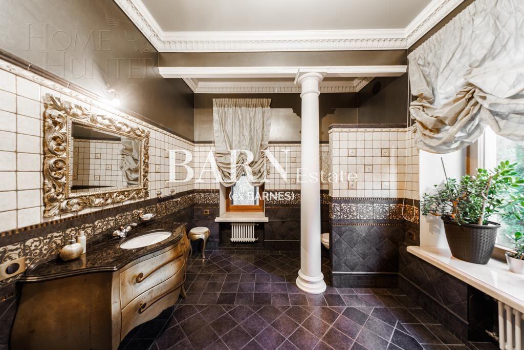 2-этажный коттедж 950 м² с отделкой