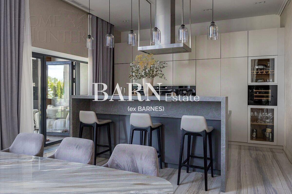 2-этажный коттедж 570 м² с отделкой