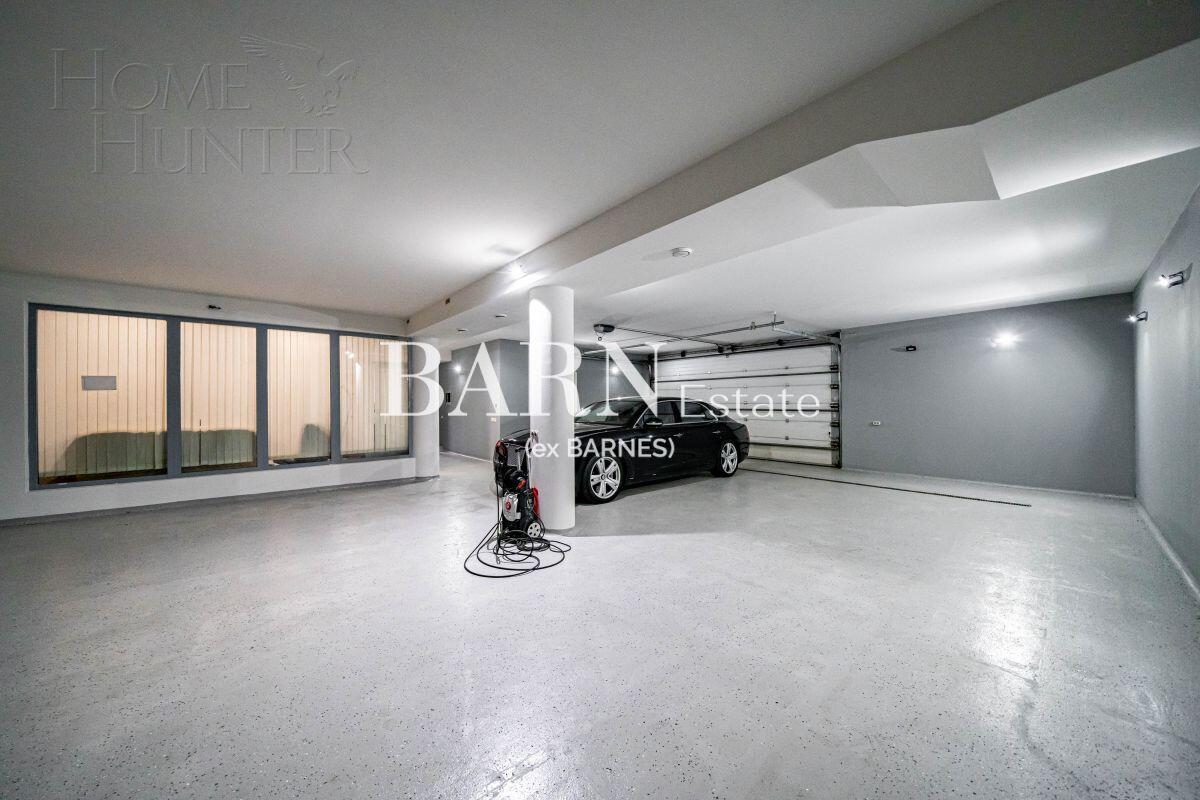 4-этажный коттедж 1 200 м² без отделки