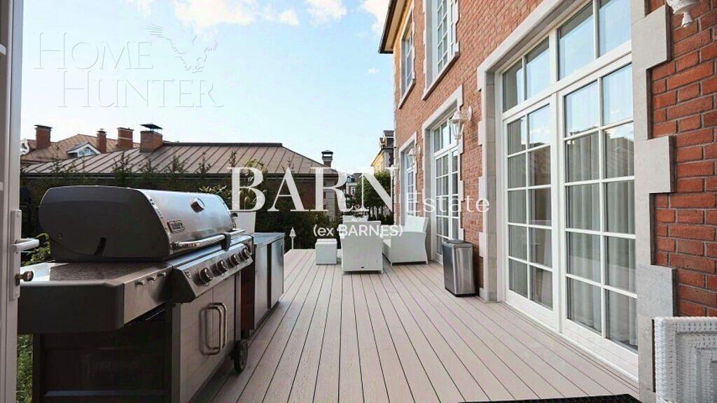 2-этажный коттедж 550 м² с отделкой