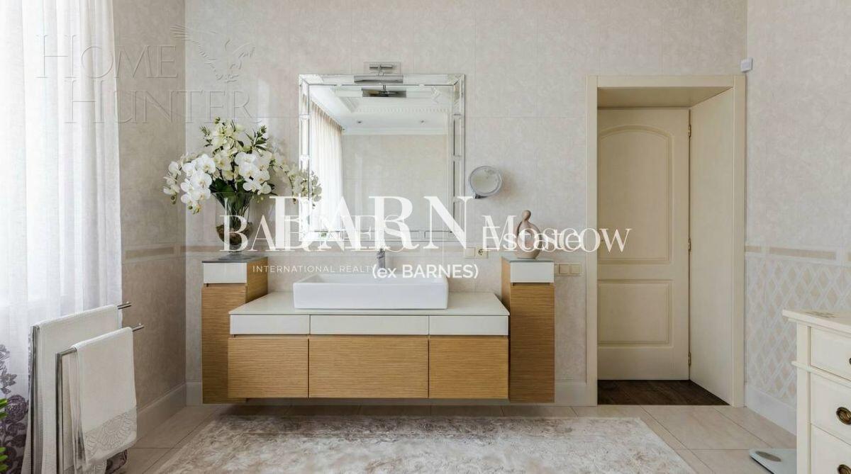 3-этажный коттедж 550 м² с отделкой