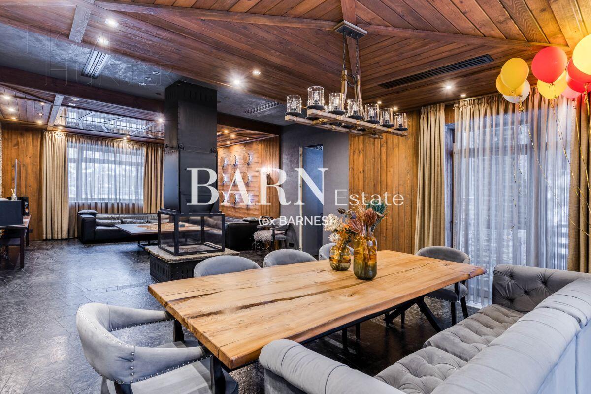 3-этажный коттедж 700 м² с отделкой