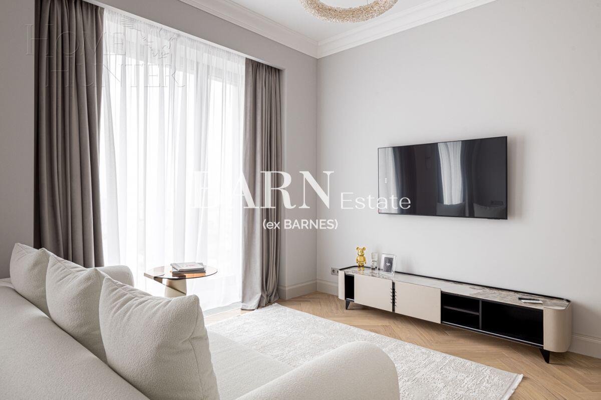 4-КОМН. КВАРТИРА С ОТДЕЛКОЙ 135 М² НА 35 ЭТАЖЕ
