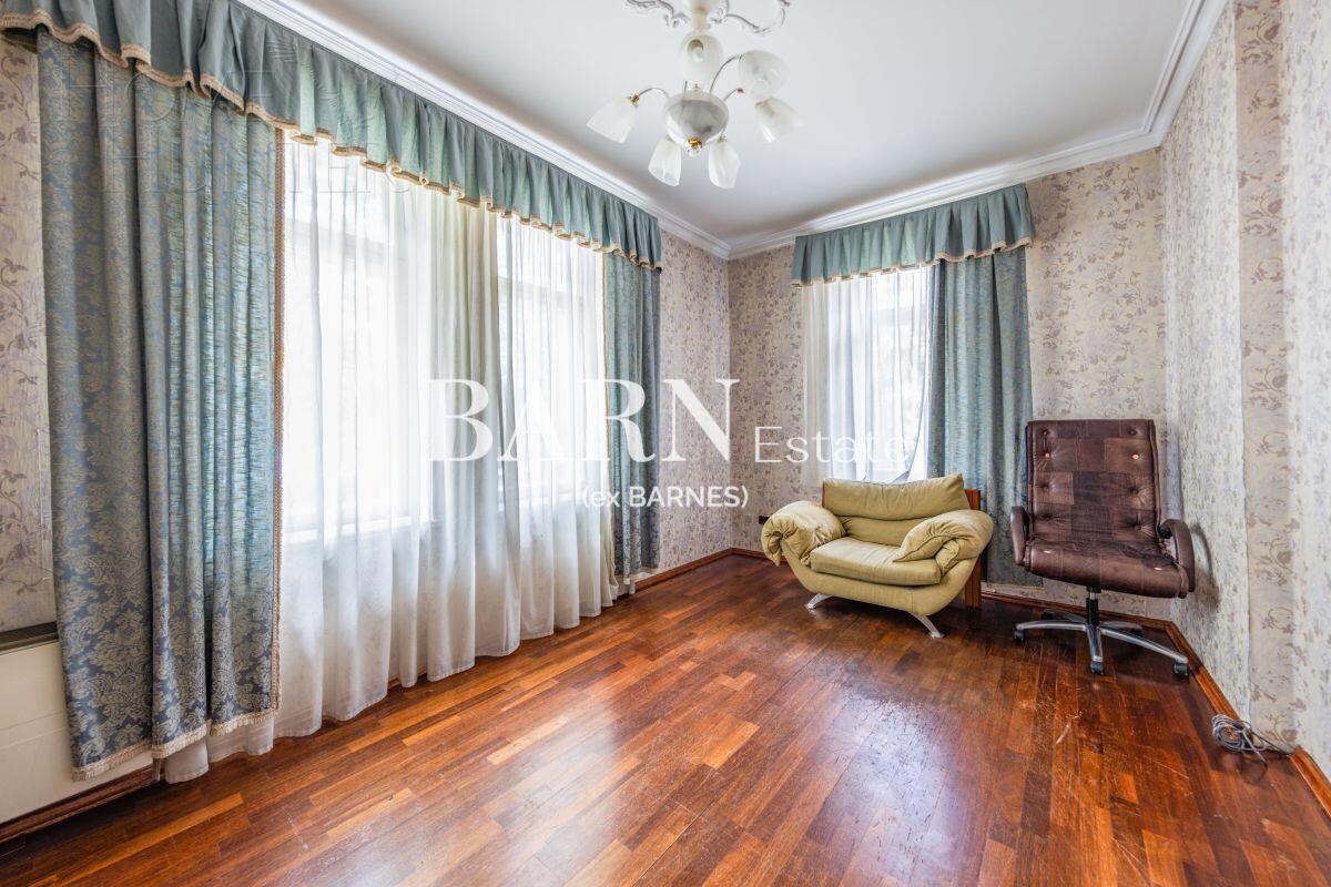 2-этажный коттедж 780 м² с отделкой