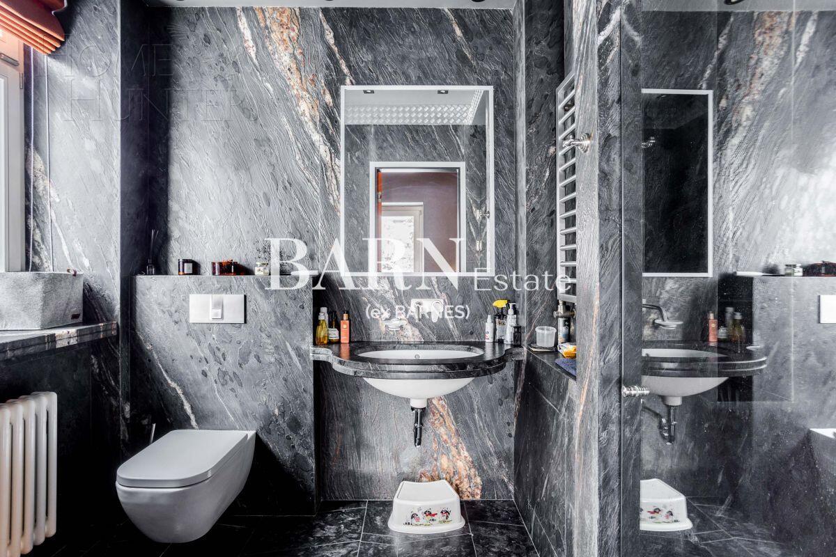 3-этажный коттедж 700 м² с отделкой