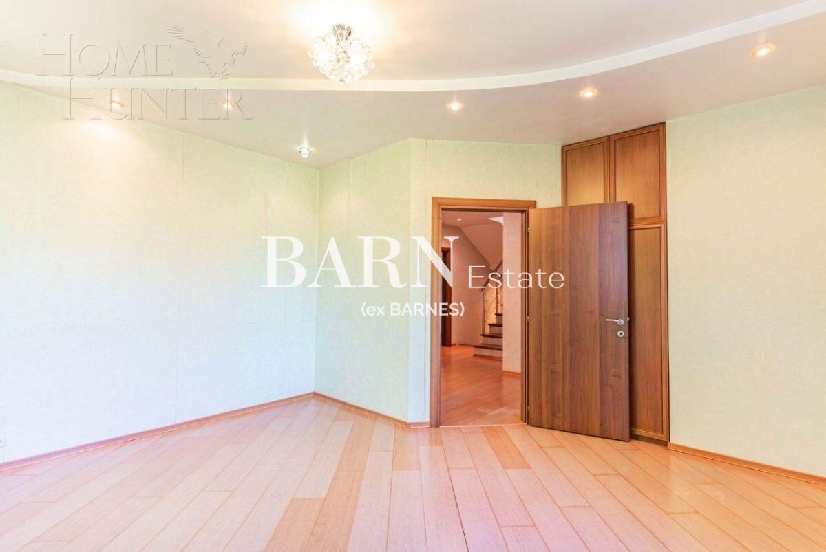 2-этажный коттедж 350 м² с отделкой