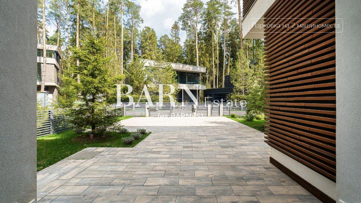 2-этажный коттедж 300 м² с отделкой
