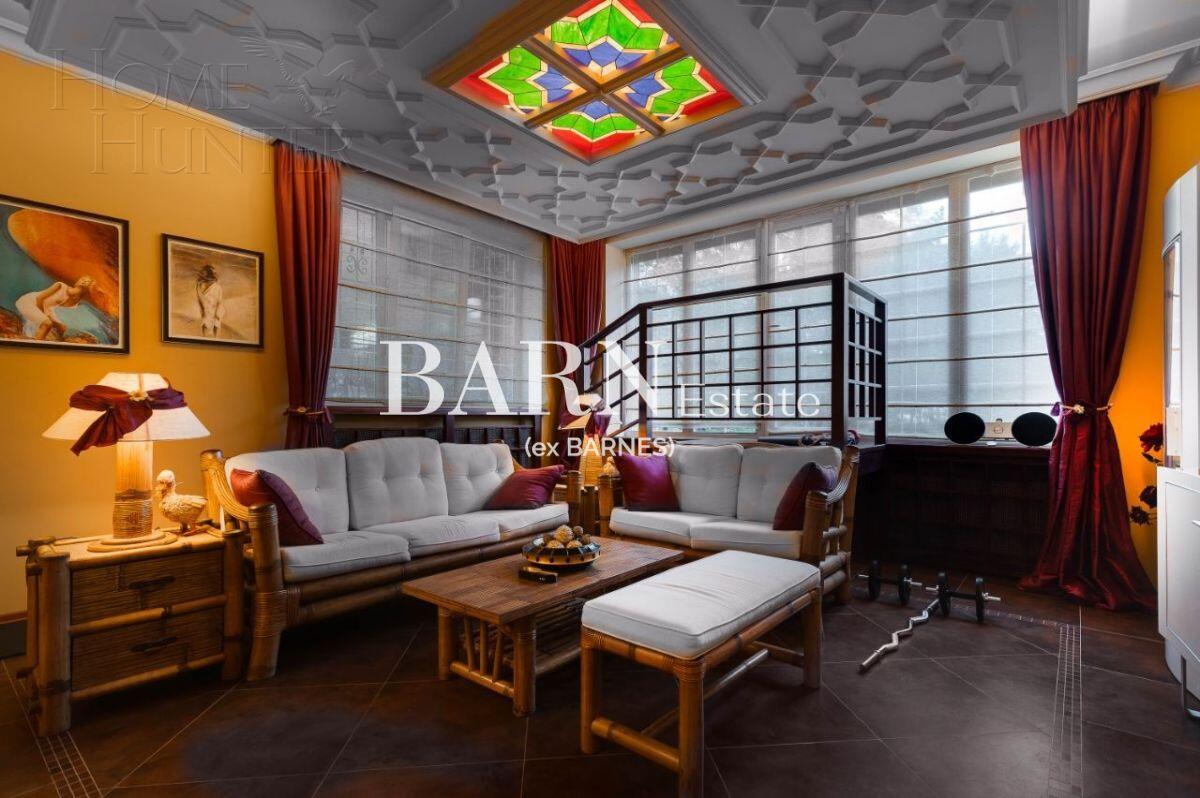 2-этажный коттедж 1 200 м² с отделкой