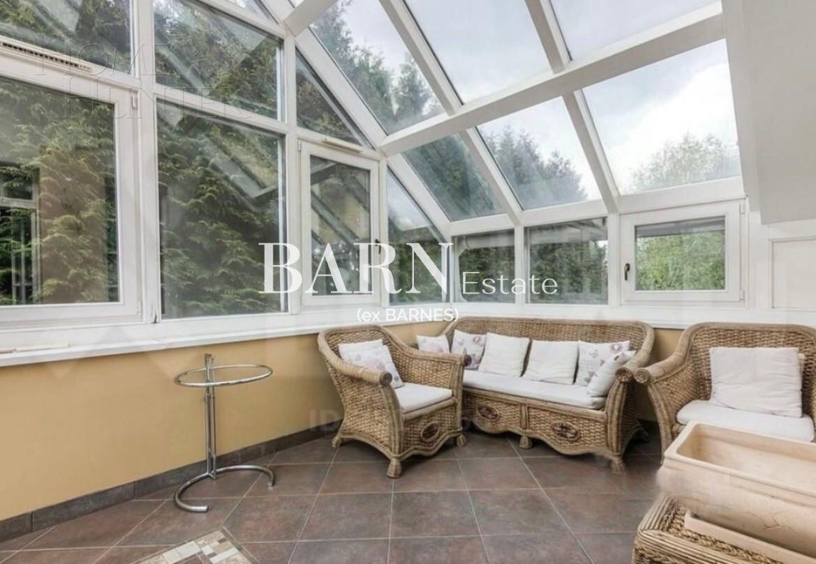 2-этажный коттедж 850 м² с отделкой