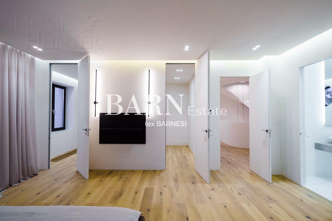 3-этажный коттедж 620 м² с отделкой