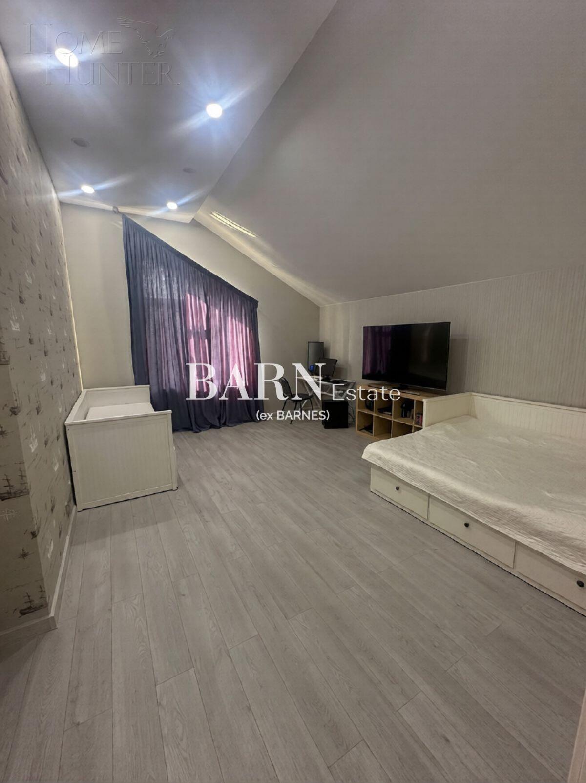 2-этажный коттедж 400 м² с отделкой