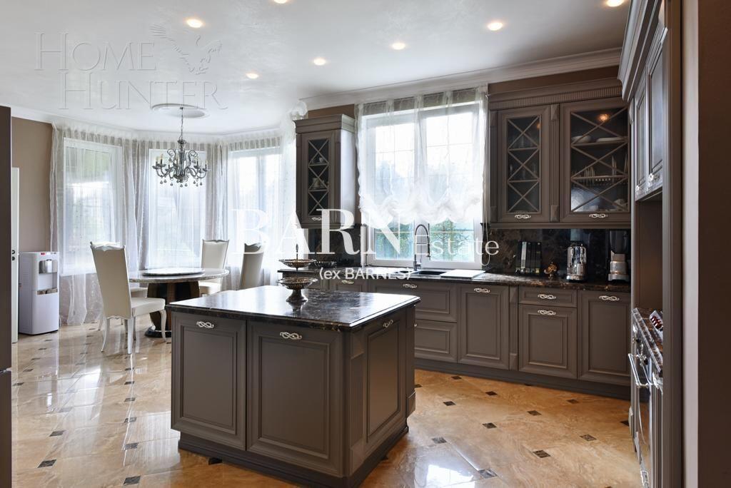 2-этажный коттедж 385 м² с отделкой