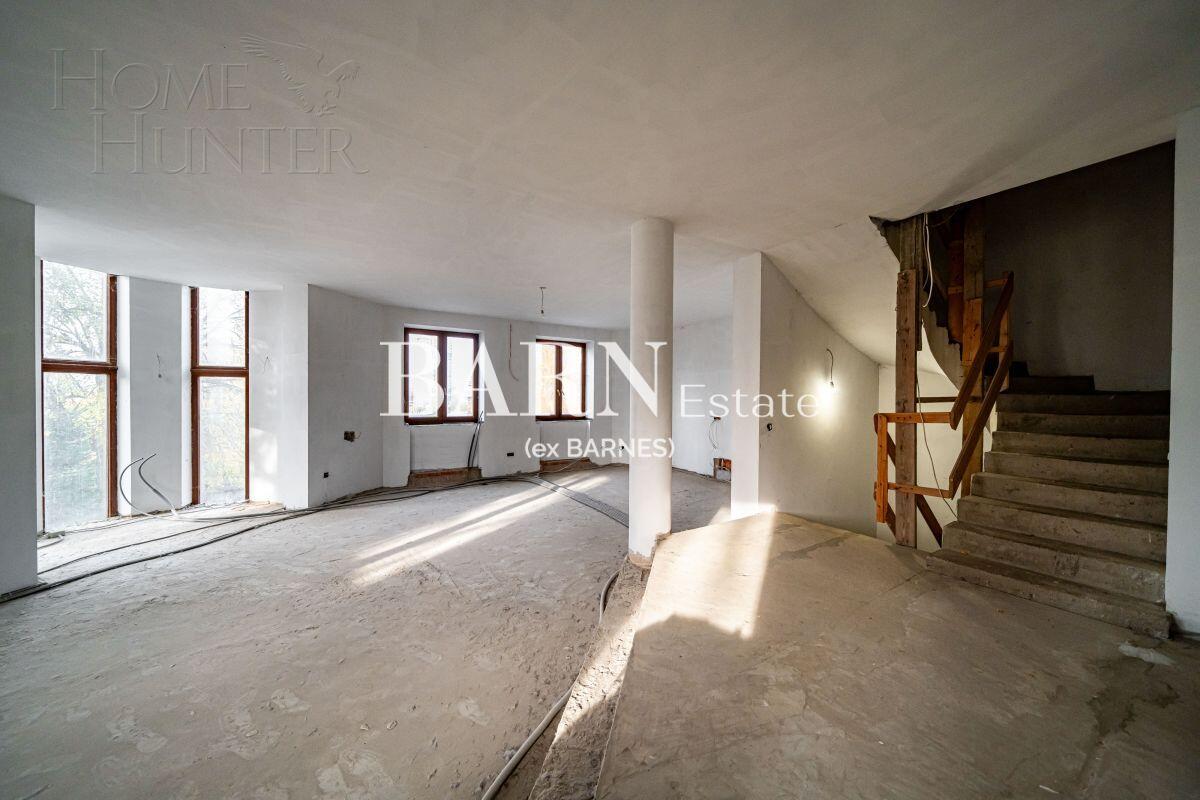 4-этажный коттедж 1 200 м² без отделки