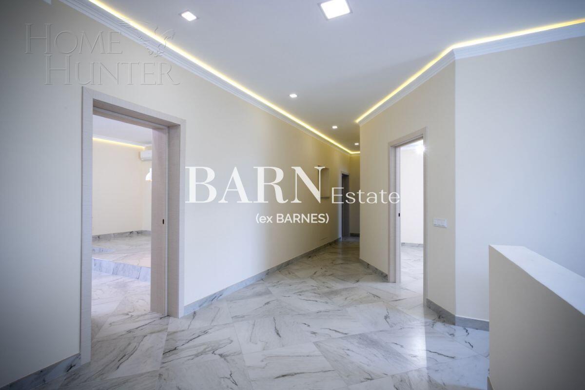 2-этажный коттедж 450 м² с отделкой