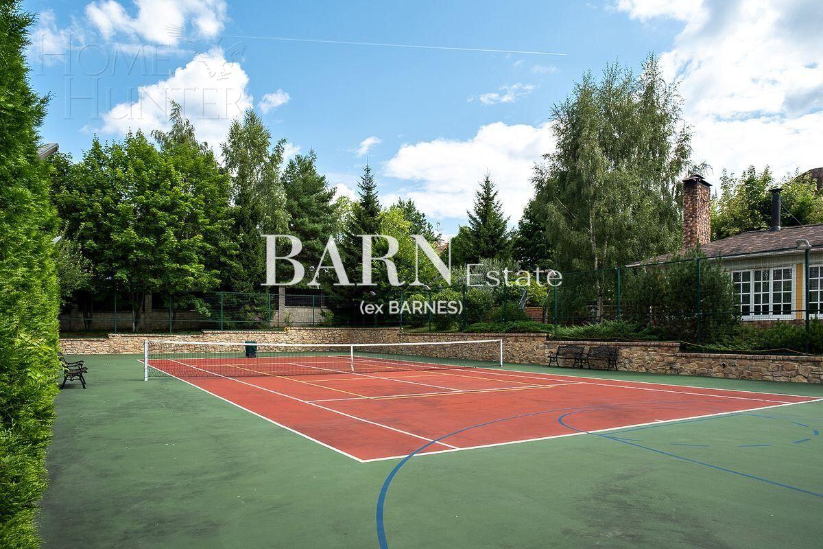 2-этажный коттедж 1 624 м² с отделкой