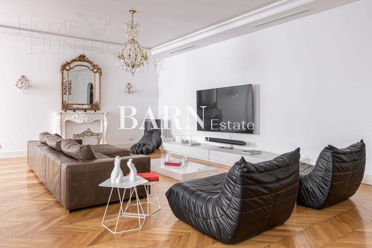 4-КОМН. КВАРТИРА С ОТДЕЛКОЙ 320 М² НА 2 ЭТАЖЕ