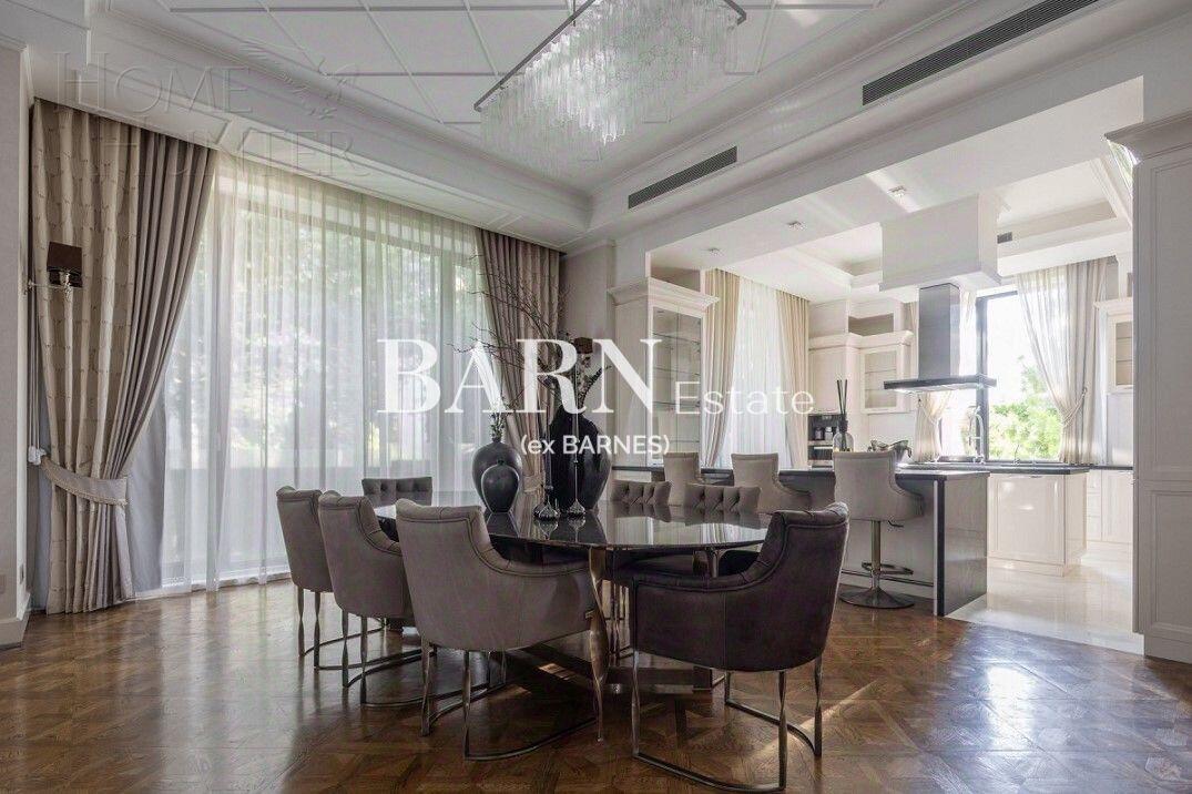 2-этажный коттедж 1 200 м² с отделкой