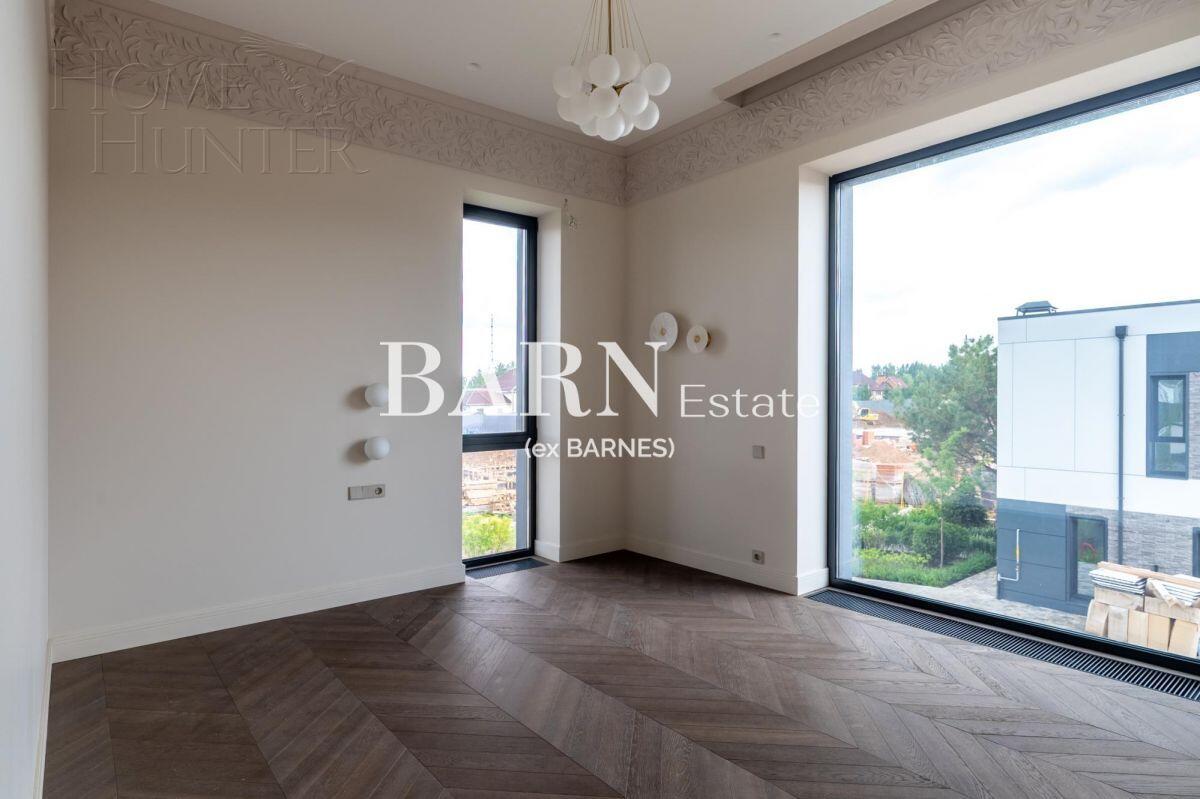 2-этажный коттедж 372 м² с отделкой