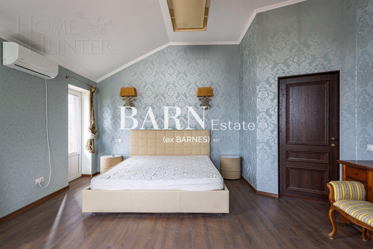 2-этажный коттедж 320 м² с отделкой