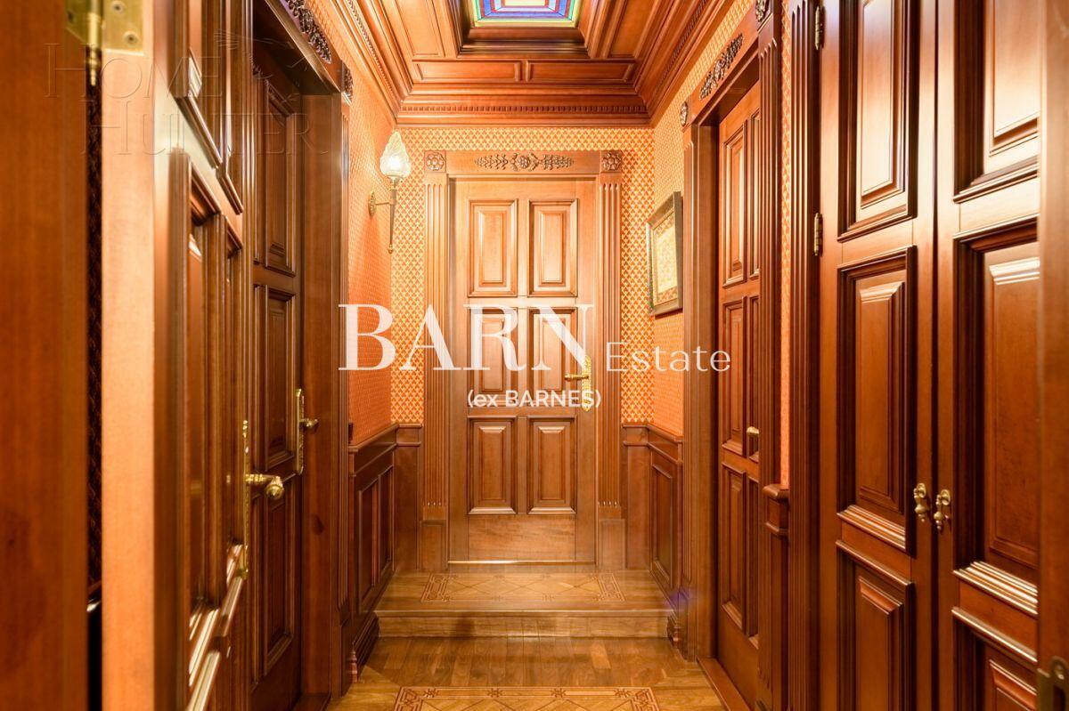 4-КОМН. ПЕНТХАУС С ОТДЕЛКОЙ 258 М² НА 11 ЭТАЖЕ