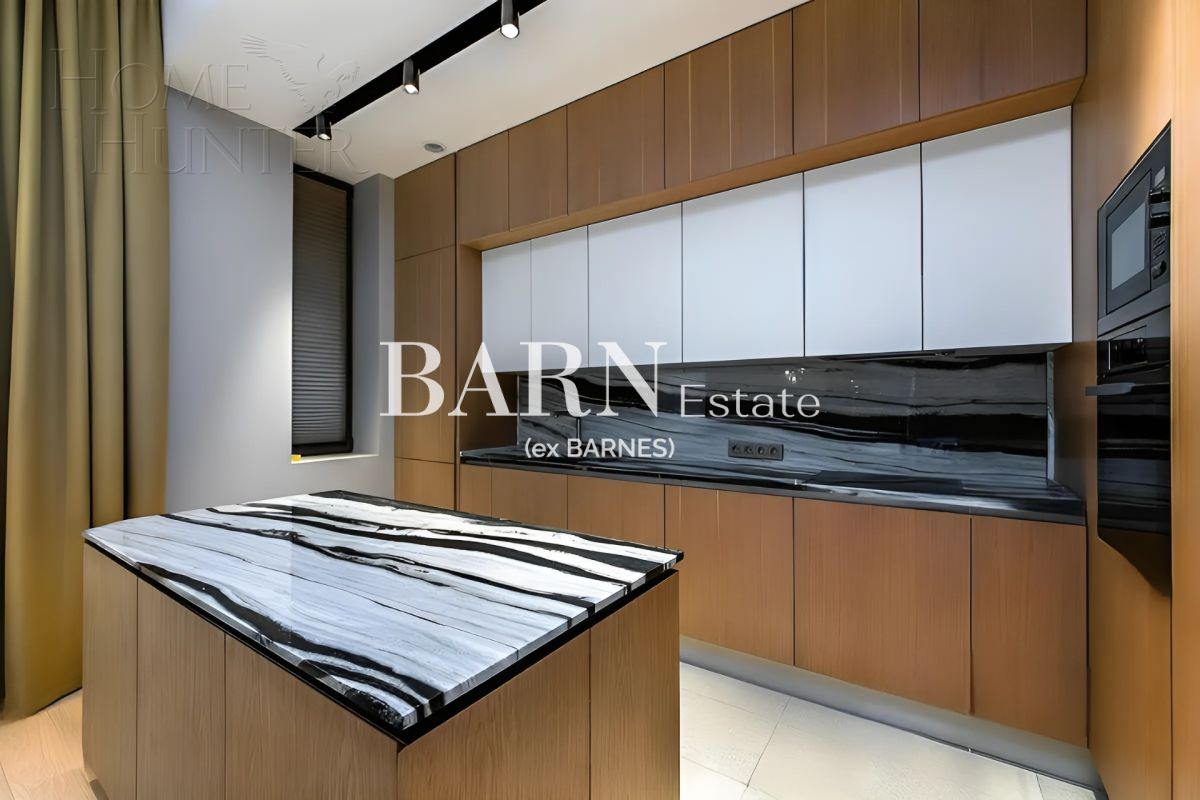 2-этажный коттедж 320 м² с отделкой