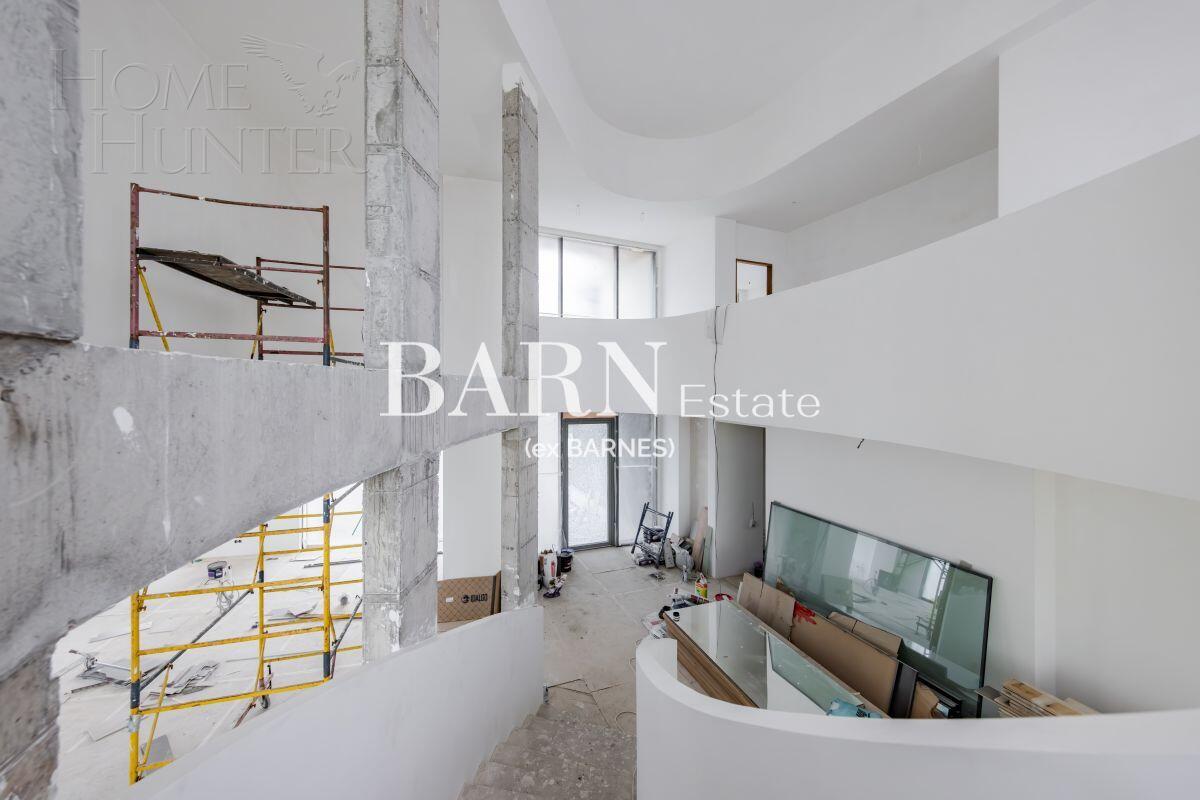 2-этажный коттедж 750 м² без отделки