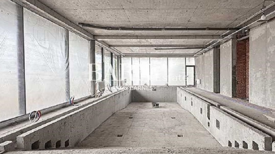 2-этажный коттедж 2 100 м² без отделки