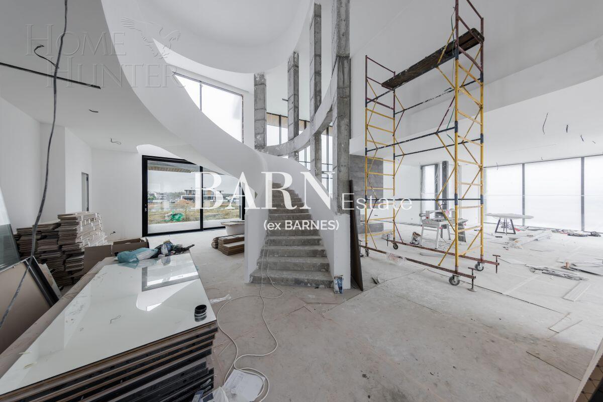 2-этажный коттедж 750 м² без отделки