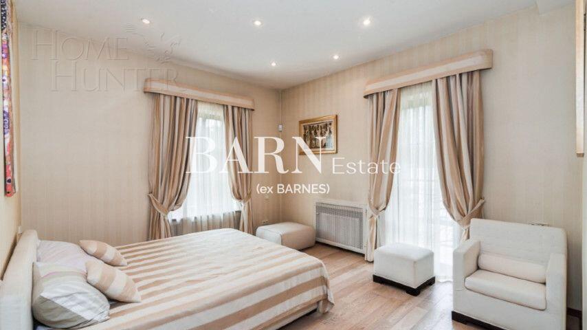2-этажный коттедж 650 м² с отделкой
