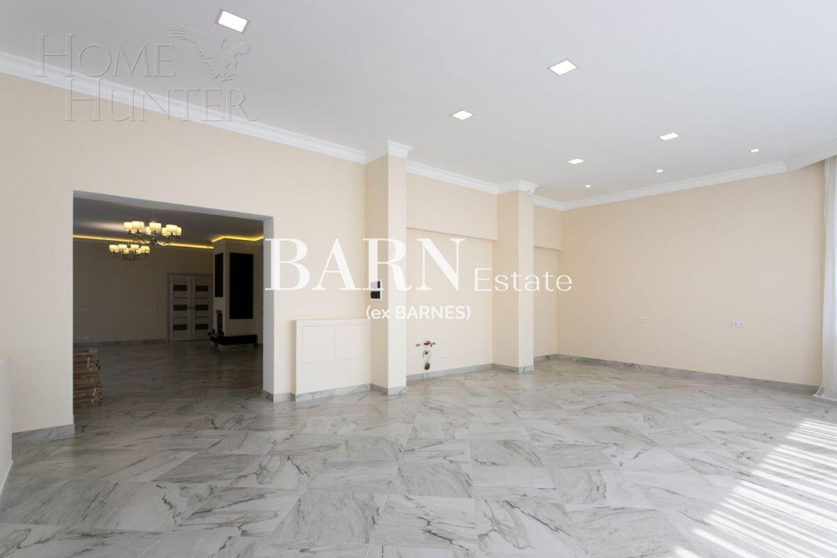 2-этажный коттедж 450 м² с отделкой