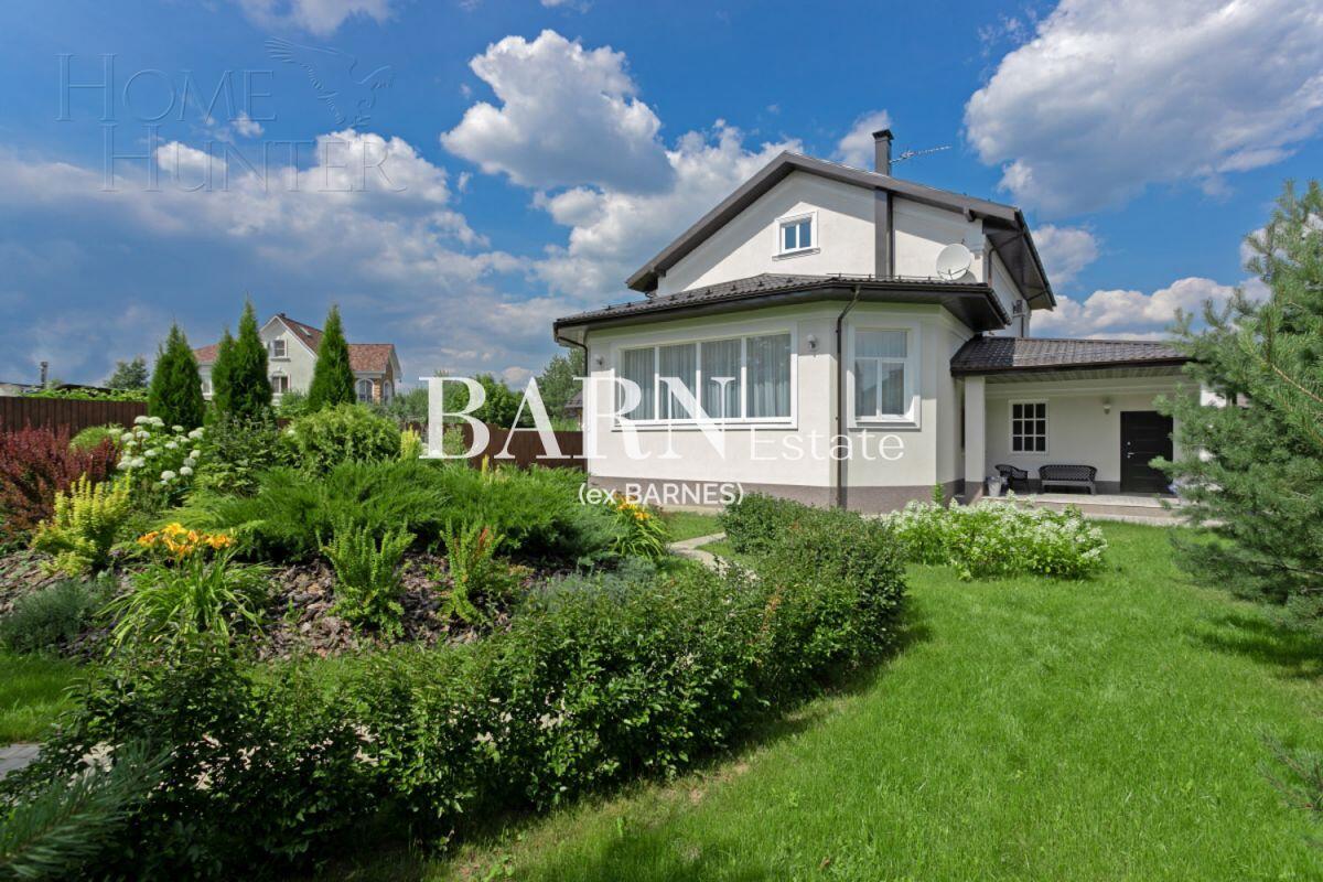 2-этажный коттедж 450 м² с отделкой