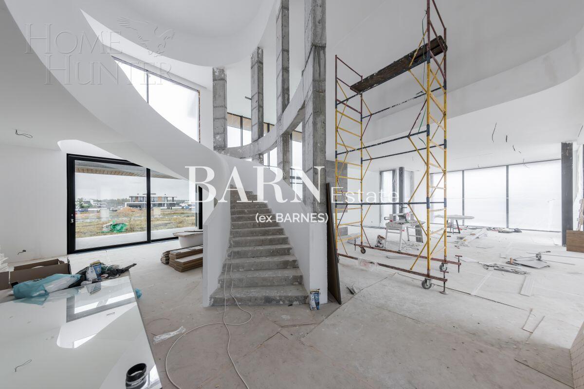 2-этажный коттедж 750 м² без отделки