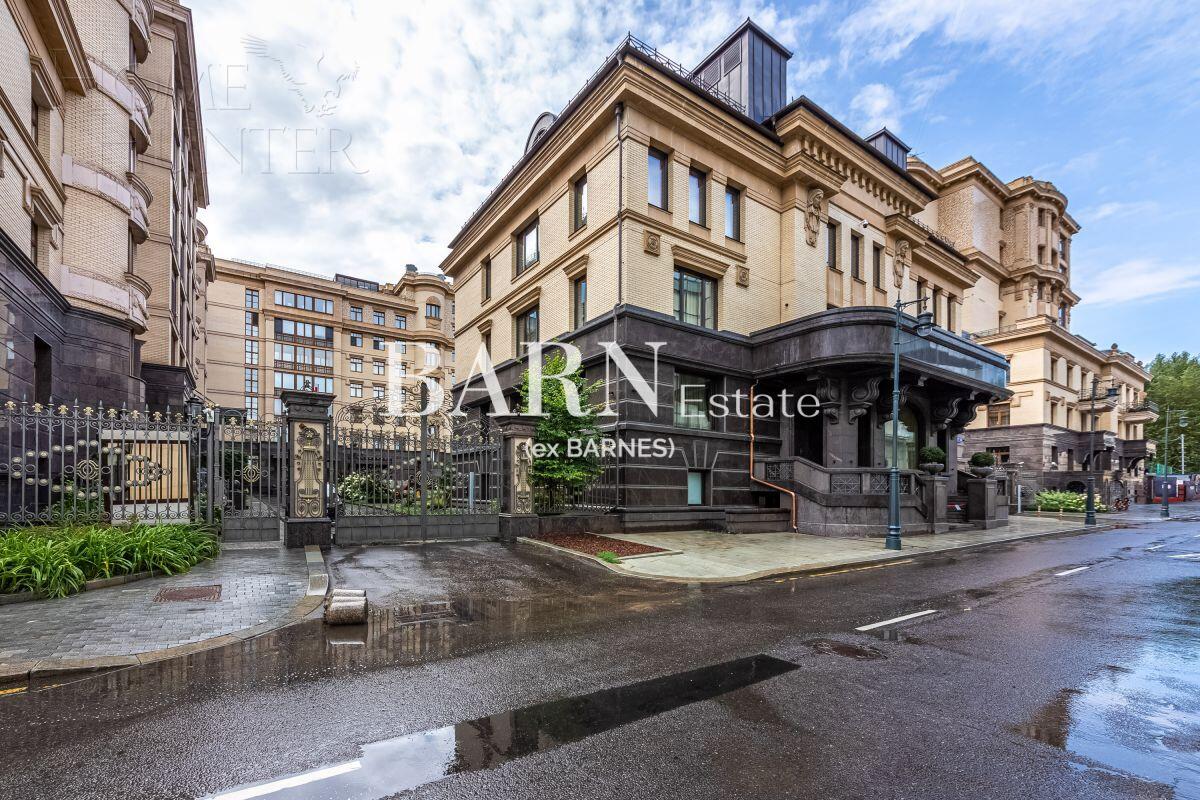 4-КОМН. КВАРТИРА С ОТДЕЛКОЙ 238 М² НА 2 ЭТАЖЕ
