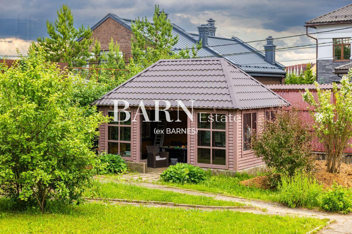 2-этажный коттедж 320 м² с отделкой