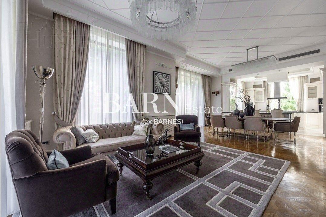 2-этажный коттедж 1 200 м² с отделкой